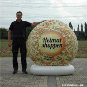 Riesenball Galerie