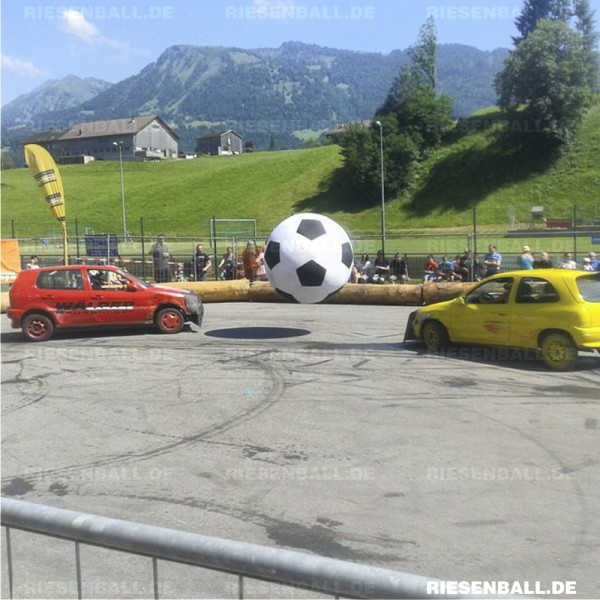 Erstes Autoball Turnier bei Hasar Pub in Österreich