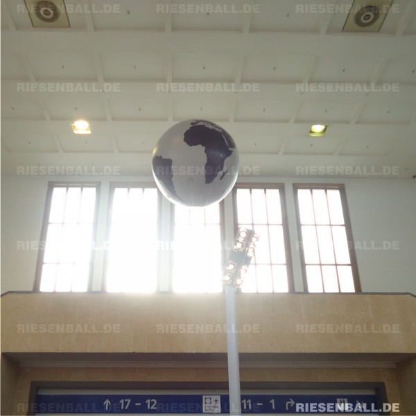 Messeballon im Einsatz auf der Innotrans 2014 in Berlin