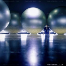 Aufblasbarer 200 cm Ball im deutschen Hygiene-Museum